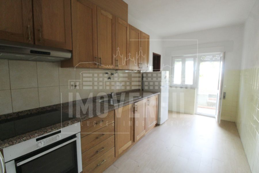 Imoverfil - APARTAMENTO com LOGRADOURO
