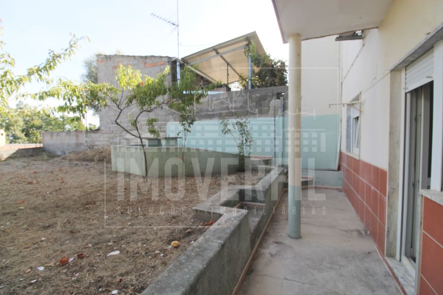 Imoverfil - APARTAMENTO com LOGRADOURO