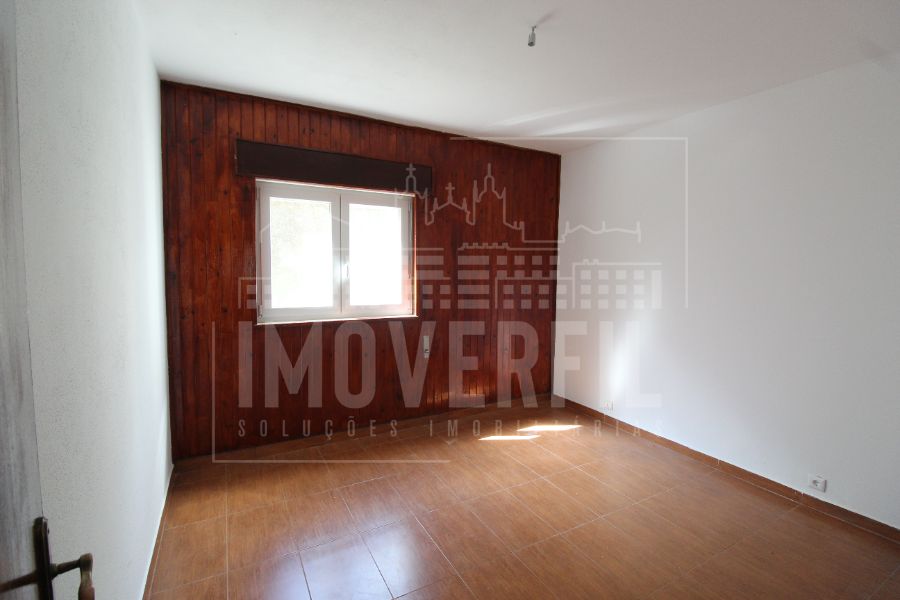 Imoverfil - APARTAMENTO com LOGRADOURO