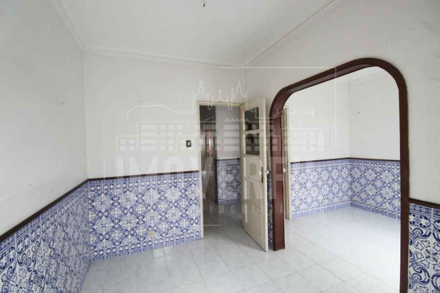 Imoverfil - APARTAMENTO no CENTRO de ALGÉS
