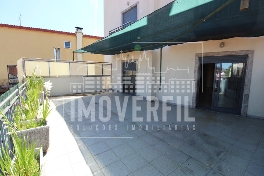 Imoverfil - APARTAMENTO T2 COM TERRAÇO