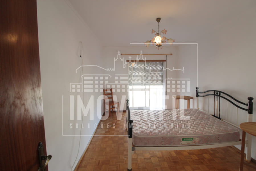 Imoverfil - APARTAMENTO T3 MOBILADO E EQUIPADO
