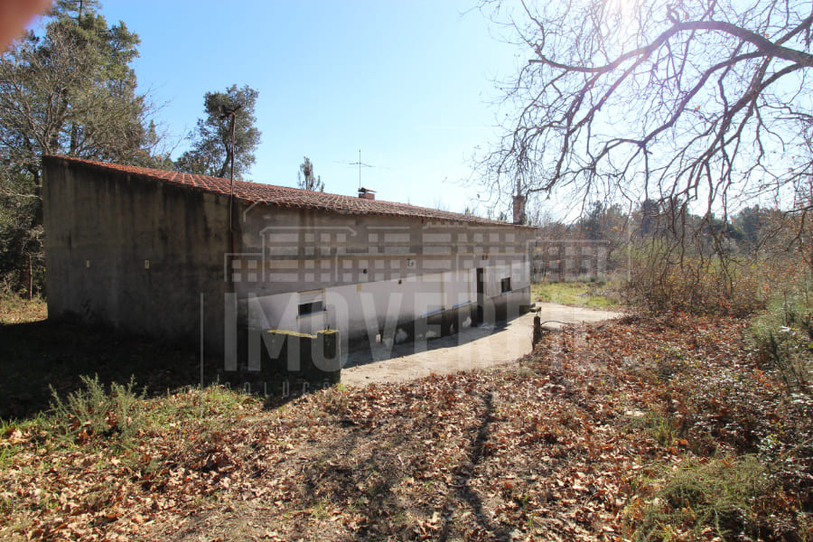 Imoverfil - TERRENO COM CONSTRUÇÃO